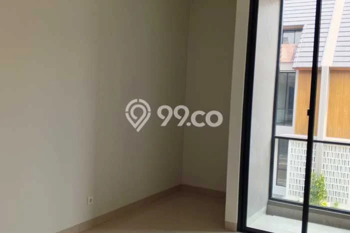 Jarang Ada! Rumah Kontrakan 4 Kamar Nyaman Siap Huni Summarecon Crown Gading Jarang Ada! Rumah Kontrakan 4 Kamar Nyaman Siap Huni Summarecon Crown Gading