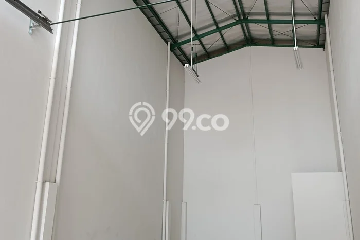 Unit Gudang Dijual di Jakarta Barat LT 120m2 & LB 120m2 Unit Gudang Dijual di Jakarta Barat LT 120m2 & LB 120m2