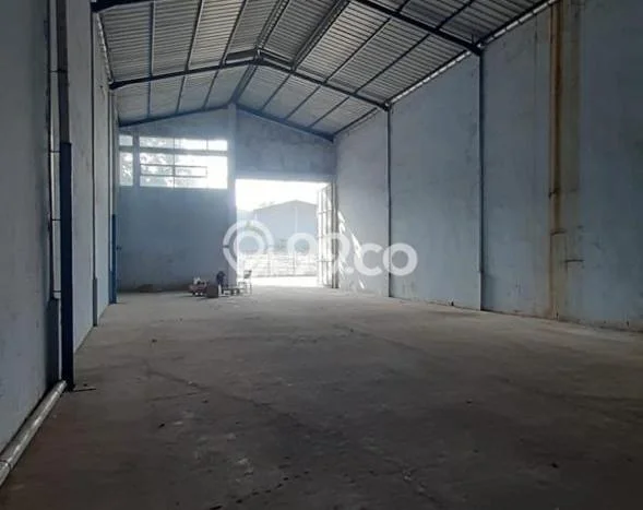 Gudang untuk Disewa di Pusat Jakarta Barat Luas Bangunan 300m2 Gudang untuk Disewa di Pusat Jakarta Barat Luas Bangunan 300m2