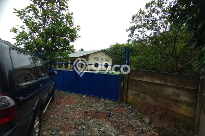 Tanah Kosong Dijual di Tangerang dengan Area 2700m2 Tanah Kosong Dijual di Tangerang dengan Area 2700m2