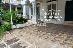 Rumah Minimalis 3 Kamar LT 135m2 di Graha Raya Rumah Minimalis 3 Kamar LT 135m2 di Graha Raya
