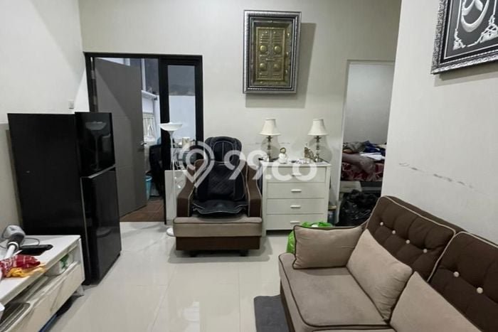 For Sale Rumah 2 Kamar Lokasi Strategis Nyaman dan Strategis di Waru For Sale Rumah 2 Kamar Lokasi Strategis Nyaman dan Strategis di Waru