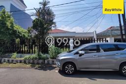 Disewakan! Rumah 5 Kamar Tidur &
2 Kamar Mandi di kertajaya, Surabaya Disewakan! Rumah 5 Kamar Tidur &
2 Kamar Mandi di kertajaya, Surabaya