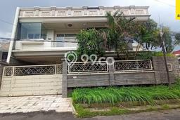 Disewakan! Rumah 8 Kamar Tidur &
7 Kamar Mandi di Dharma Husada, Surabaya Disewakan! Rumah 8 Kamar Tidur &
7 Kamar Mandi di Dharma Husada, Surabaya