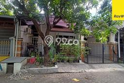 For Sale Rumah 3 Kamar Lokasi Strategis Nyaman dan Strategis di Rungkut For Sale Rumah 3 Kamar Lokasi Strategis Nyaman dan Strategis di Rungkut
