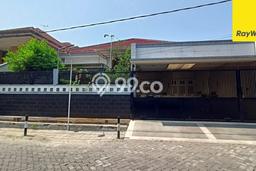 Siap Huni Rumah Mewah 4 Kamar di Tambaksari Dekat ke Mana Saja Siap Huni Rumah Mewah 4 Kamar di Tambaksari Dekat ke Mana Saja