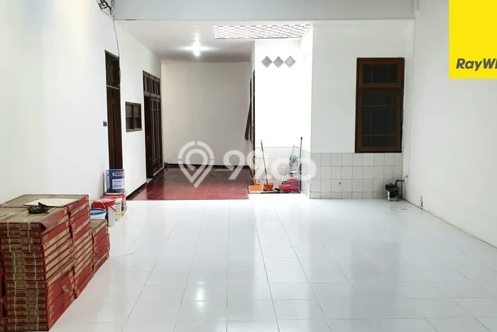 Lokasi strategis! Rumah siap huni dikontrakkan di Kenjeran LB 140m2 Lokasi strategis! Rumah siap huni dikontrakkan di Kenjeran LB 140m2