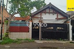 Hunian Mewah Dijual LT 200m2 di Gubeng, Surabaya Hunian Mewah Dijual LT 200m2 di Gubeng, Surabaya