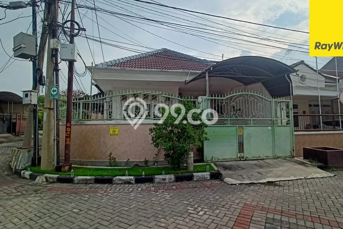 Dijual Hunian Rumah Nyaman 3 Kamar di Mulyosari, Surabaya Dijual Hunian Rumah Nyaman 3 Kamar di Mulyosari, Surabaya