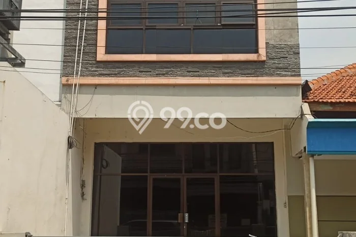 Ruko disewakan lokasi strategis Gayungan Surabaya 200m2 Ruko disewakan lokasi strategis Gayungan Surabaya 200m2