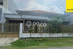Dijual Rumah Premium dengan Fasilitas Sekitar Lengkap di Sukolilo, Surabaya Dijual Rumah Premium dengan Fasilitas Sekitar Lengkap di Sukolilo, Surabaya