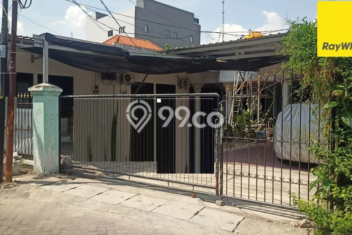 Best Deal Hunian Mewah Ideal dan Luas di Gayungan, Surabaya Best Deal Hunian Mewah Ideal dan Luas di Gayungan, Surabaya