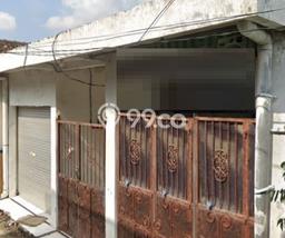 Rumah Strategis Modern Lb 182m2 di Tenggilis Mejoyo, Surabaya Rumah Strategis Modern Lb 182m2 di Tenggilis Mejoyo, Surabaya
