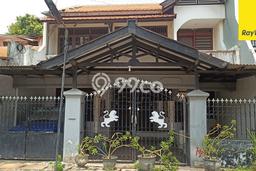 Dijual Cepat Rumah Bagus Siap Huni LB 126m2 di Wonocolo, Surabaya Dijual Cepat Rumah Bagus Siap Huni LB 126m2 di Wonocolo, Surabaya