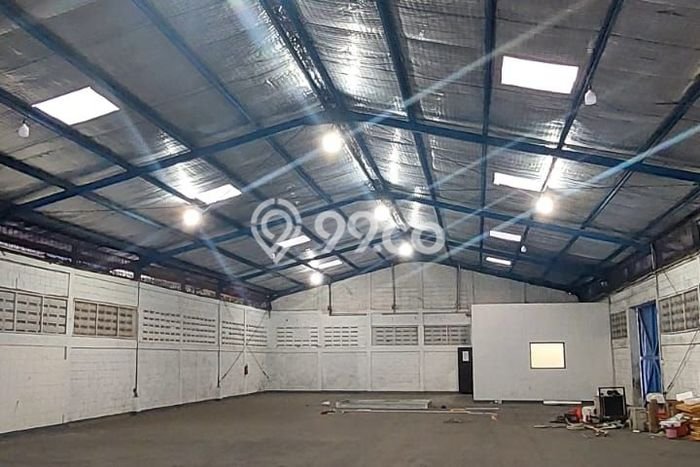 Gudang disewakan di Karawaci Tangerang dengan luas bangunan 630m2 Gudang disewakan di Karawaci Tangerang dengan luas bangunan 630m2