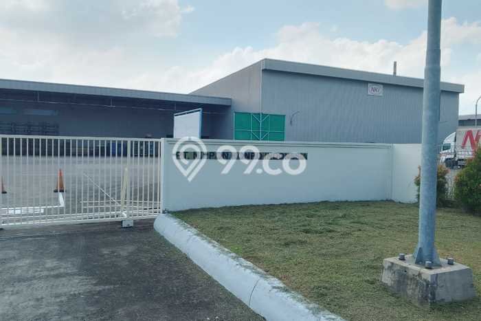 Gudang disewakan lokasi strategis Karawang Timur Karawang 6000m2 Gudang disewakan lokasi strategis Karawang Timur Karawang 6000m2