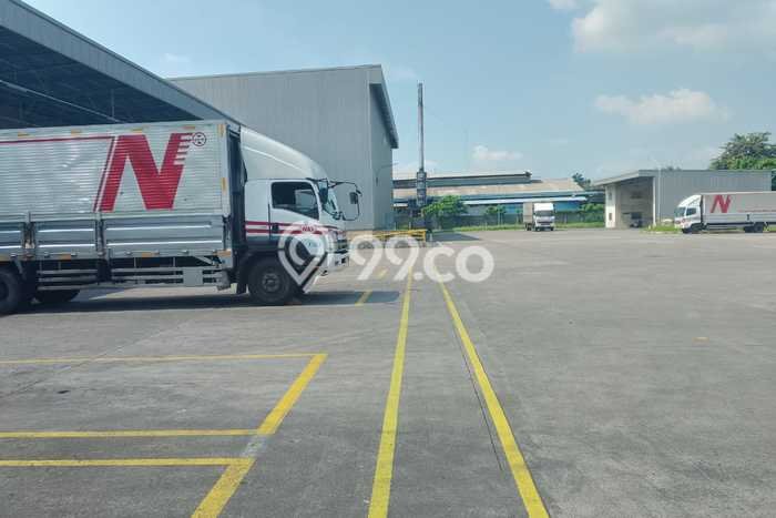 Gudang disewakan lokasi strategis Karawang Timur Karawang 6000m2 Gudang disewakan lokasi strategis Karawang Timur Karawang 6000m2