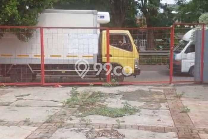 Disewakan Komersial di Kawasan Ramai Margahayu Luas 300m2 Disewakan Komersial di Kawasan Ramai Margahayu Luas 300m2