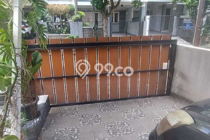 Rumah Minimalis 4 KT LT 162m2 di Kemang Pratama Rumah Minimalis 4 KT LT 162m2 di Kemang Pratama