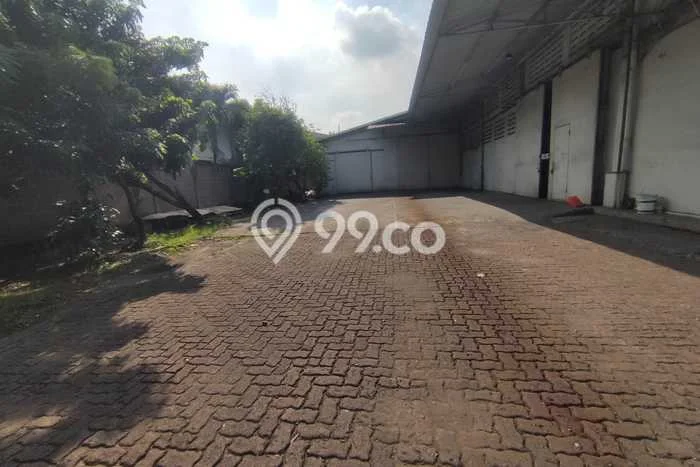 Unit Gudang disewakan di Cikupa Tangerang dengan LT 4000m2 / LB 2350m2 Unit Gudang disewakan di Cikupa Tangerang dengan LT 4000m2 / LB 2350m2
