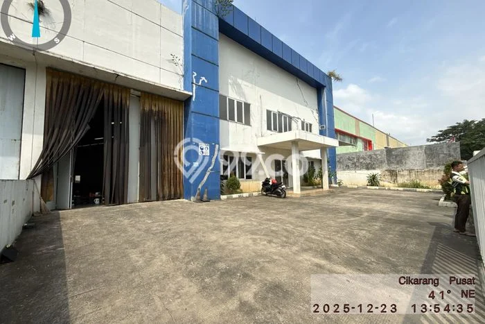 Disewakan Gudang di Kawasan Ramai Cikarang Luas 1046m2 Disewakan Gudang di Kawasan Ramai Cikarang Luas 1046m2