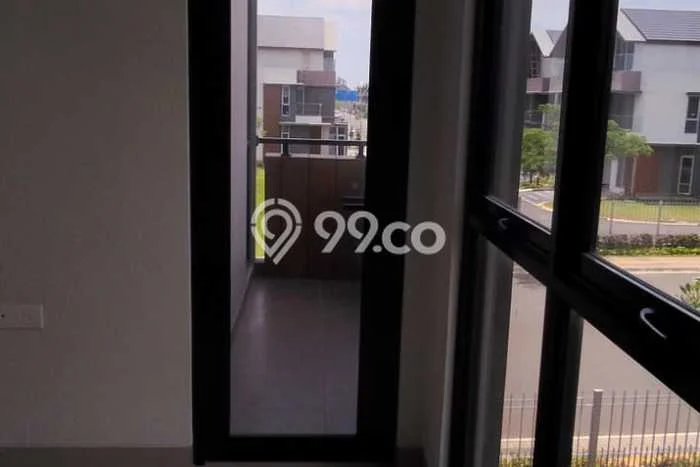 Rumah sewa siap pakai 4 KT di Summarecon Crown Gading, Bekasi Rumah sewa siap pakai 4 KT di Summarecon Crown Gading, Bekasi