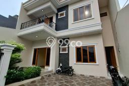 Ready to Use! Premium House LT 142m2 Desain Elegan di Pulo Asem Ready to Use! Premium House LT 142m2 Desain Elegan di Pulo Asem
