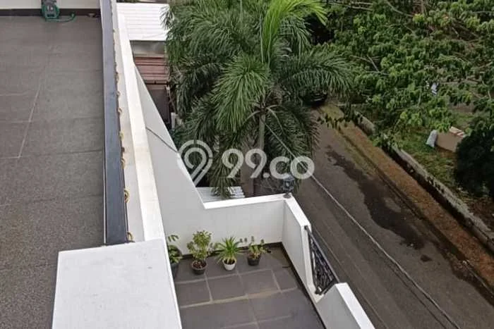 Ready to Use! Premium House LT 160m2 Desain Elegan di Harapan Indah Ready to Use! Premium House LT 160m2 Desain Elegan di Harapan Indah