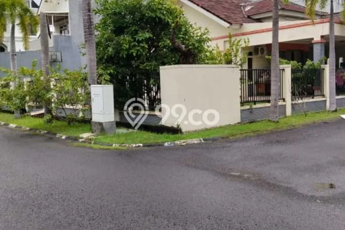 Jual Rumah Mewah Elegan Dengan View Cantik di Harapan Indah, Bekasi Jual Rumah Mewah Elegan Dengan View Cantik di Harapan Indah, Bekasi