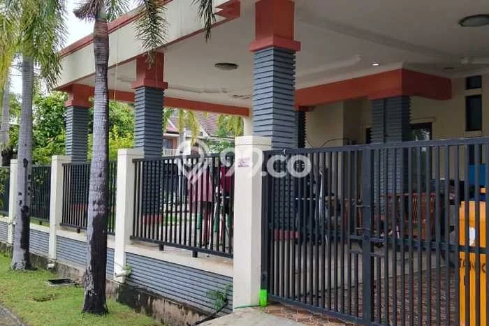 Jual Rumah Mewah Elegan Dengan View Cantik di Harapan Indah, Bekasi Jual Rumah Mewah Elegan Dengan View Cantik di Harapan Indah, Bekasi