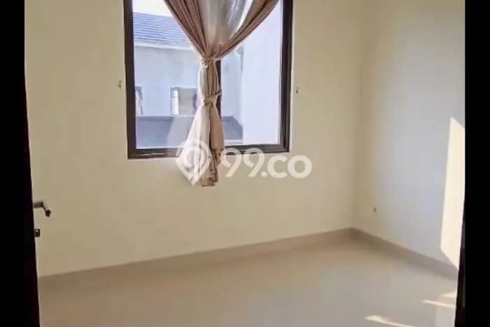Lokasi terbaik! Rumah siap pakai dikontrakkan di Cakung LB 92m2 Lokasi terbaik! Rumah siap pakai dikontrakkan di Cakung LB 92m2