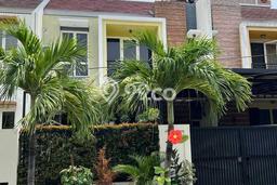 Rumah Luas Asri 4 KT Siap Huni di Harapan Indah Bekasi Rumah Luas Asri 4 KT Siap Huni di Harapan Indah Bekasi