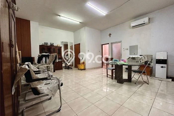 Unit Komersial Dijual di Matraman Jakarta Timur Luas Bangunan 564m2 Unit Komersial Dijual di Matraman Jakarta Timur Luas Bangunan 564m2