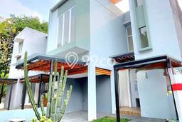 Rumah Luxury Modern Tanpa Renovasi di Sektor 9-Bintaro Tangerang Selatan Rumah Luxury Modern Tanpa Renovasi di Sektor 9-Bintaro Tangerang Selatan