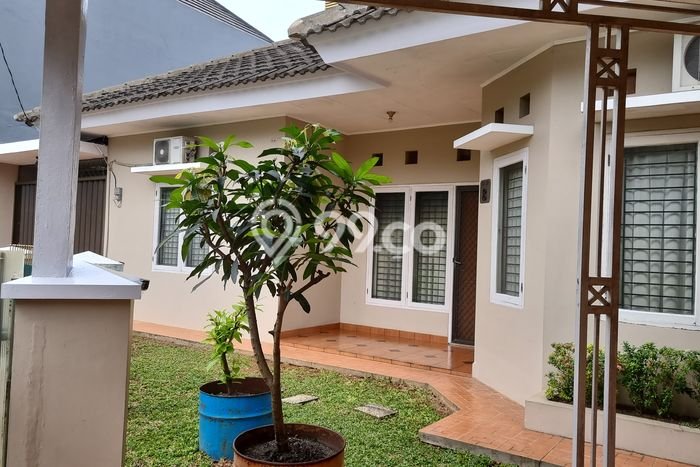 Jual Rumah Mewah Megah Dengan View Eksklusif di Graha Raya Bintaro, Tangerang Selatan Jual Rumah Mewah Megah Dengan View Eksklusif di Graha Raya Bintaro, Tangerang Selatan