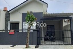 Jual Rumah Minimalis Bagus Punya 3 KT di Pamulang Tangerang Selatan SHM Jual Rumah Minimalis Bagus Punya 3 KT di Pamulang Tangerang Selatan SHM