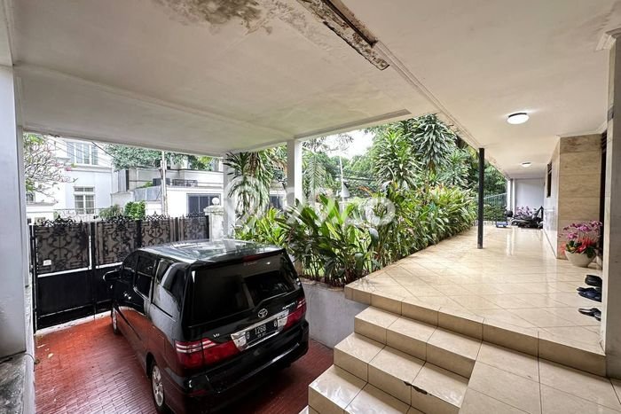 Dijual Rumah Premium dengan Fasilitas Sekitar Lengkap di Menteng, Jakarta Pusat Dijual Rumah Premium dengan Fasilitas Sekitar Lengkap di Menteng, Jakarta Pusat