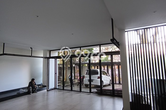 Best Deal Hunian Premium Ideal dan Luas di Menteng, Jakarta Pusat Best Deal Hunian Premium Ideal dan Luas di Menteng, Jakarta Pusat