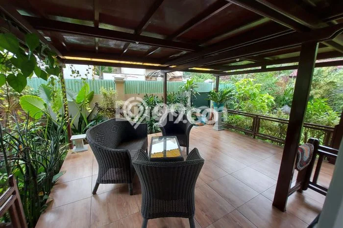 Hunian Mewah Dijual LT 780m2 di Wonocolo, Surabaya Hunian Mewah Dijual LT 780m2 di Wonocolo, Surabaya