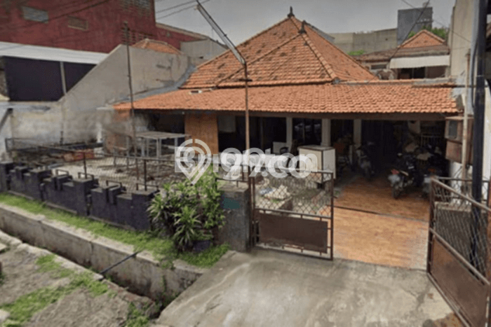 Dijual Rumah Premium dengan Fasilitas Sekitar Komplit di Wonokromo, Surabaya Dijual Rumah Premium dengan Fasilitas Sekitar Komplit di Wonokromo, Surabaya