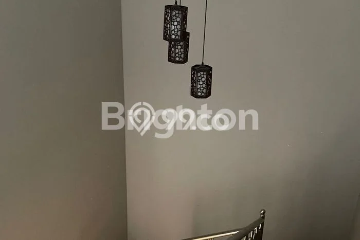 Dijual Rumah Premium dengan Fasilitas Sekitar Lengkap di Sidoarjo, Sidoarjo Dijual Rumah Premium dengan Fasilitas Sekitar Lengkap di Sidoarjo, Sidoarjo