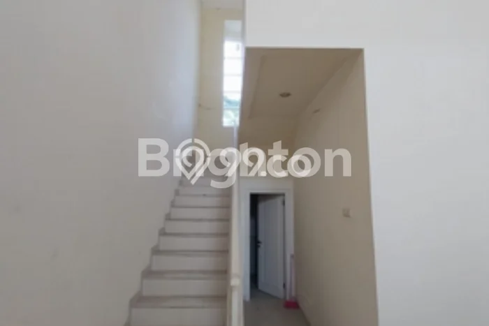 Siap Huni Rumah Mewah 4 Kamar di Sukolilo Dekat ke Mana Pun Siap Huni Rumah Mewah 4 Kamar di Sukolilo Dekat ke Mana Pun
