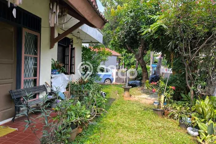 Unit Komersial Dijual di Jakarta Utara LT 249m2 & LB 96m2 Unit Komersial Dijual di Jakarta Utara LT 249m2 & LB 96m2