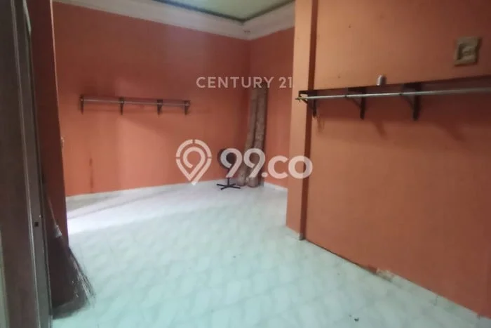 KAWASAN KOMERSIAL! Ruko Disewakan di Jombang, Luas 60m2m², Lokasi Premium KAWASAN KOMERSIAL! Ruko Disewakan di Jombang, Luas 60m2m², Lokasi Premium
