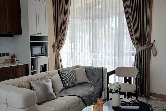 Rumah Mewah LB 133m2 Siap Huni Desain Elegan di Cilegon Indah, Cilegon Rumah Mewah LB 133m2 Siap Huni Desain Elegan di Cilegon Indah, Cilegon
