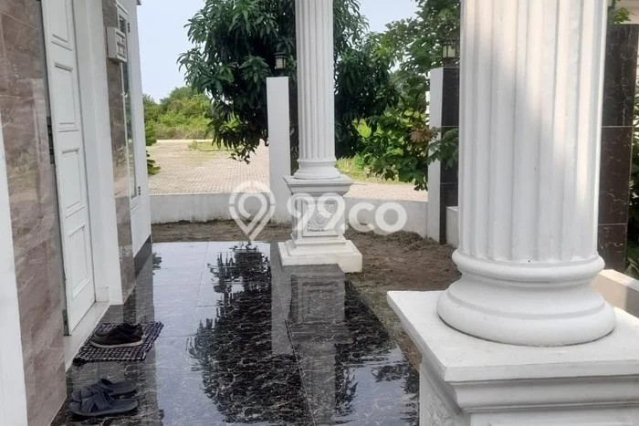 For Sale Rumah 3 Kamar Lokasi Strategis Bagus dan Strategis di Kasemen For Sale Rumah 3 Kamar Lokasi Strategis Bagus dan Strategis di Kasemen