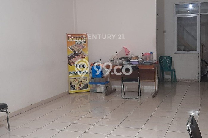 Ruko Bagus LT 67m2 LB 125m2 Dijual di Jombang Cilegon Ruko Bagus LT 67m2 LB 125m2 Dijual di Jombang Cilegon