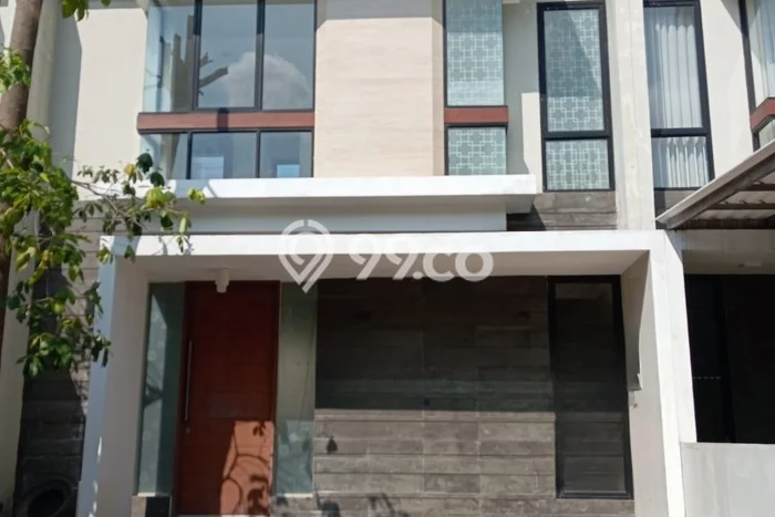Rumah Bagus Siap Pakai Di Pakal Luas 102m2 Lokasi Strategis Rumah Bagus Siap Pakai Di Pakal Luas 102m2 Lokasi Strategis