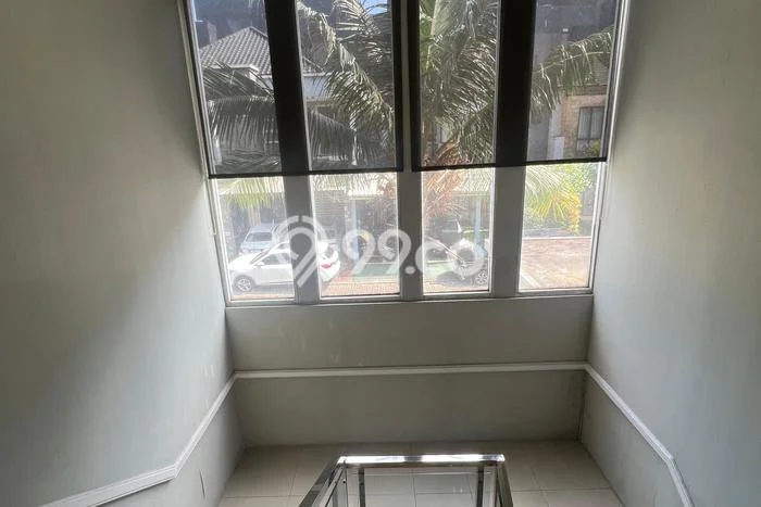 Hunian Mewah Dijual LT 320m2 di BSD, Tangerang Selatan Hunian Mewah Dijual LT 320m2 di BSD, Tangerang Selatan