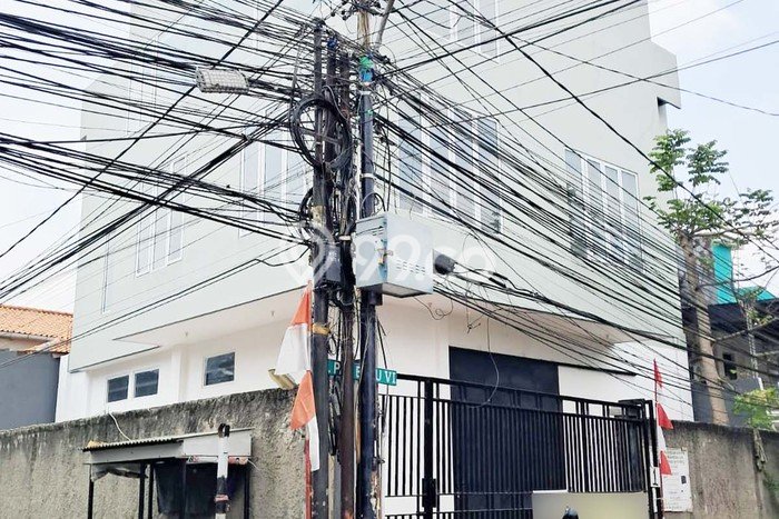 Unit Komersial Disewakan di Jakarta Selatan Area Strategis Harga Kompetitif Unit Komersial Disewakan di Jakarta Selatan Area Strategis Harga Kompetitif